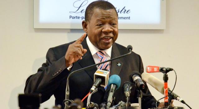 Réclamé par certains militants de l’UDPS, Lambert Mende répond :« Je voudrai qu’ils s’adressent à la bonne cible, le FCC … Joseph Kabila me laissait faire»