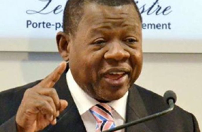 Election du gouverneur- Benoit Olamba répond à Mende : « si on veut la paix au Sankuru, il faut qu’il y ait au moins deux candidats »
