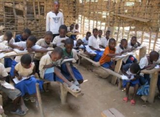 RDC: Félix Tshisekedi dit n’avoir reçu aucun rapport sur l’étendue du dégât causé après l’incursion des groupes armés dans les écoles à l’est