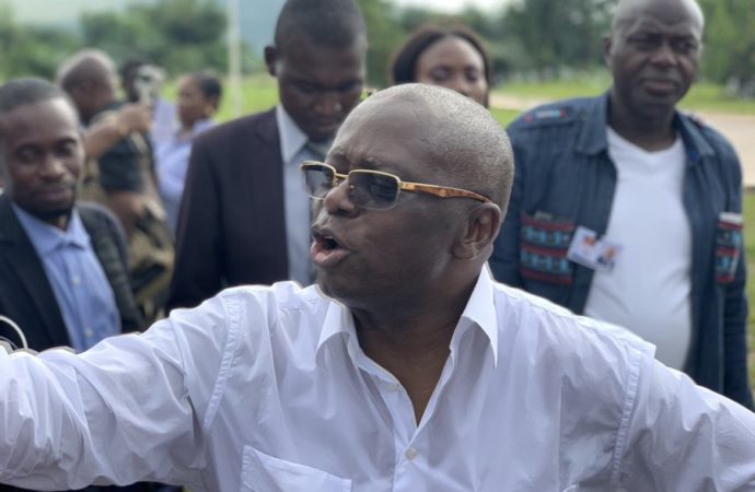 Kwango : le gouverneur sortant de Kinshasa André Kimbuta parmi les sénateurs élus