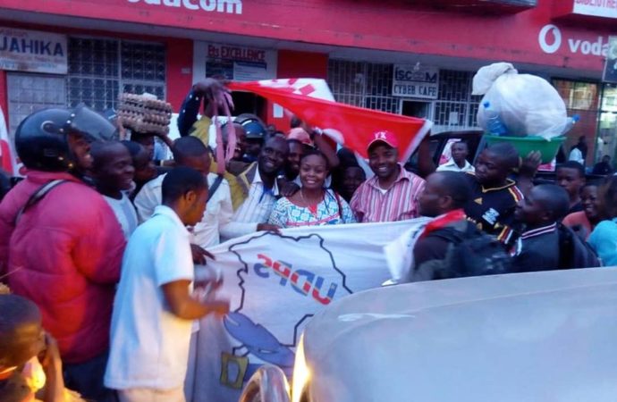 Suspension du sénat : une manifestation pro-Cach pour soutenir la décision du chef de l’Etat Félix Tshisekedi à Bukavu