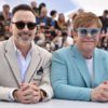 People : Elton John et son mari surgissent in extremis au photocall de « Rocketman »
