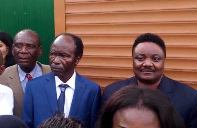 RDC : « Ne Muanda Nsemi a retrouvé sa liberté avec tous les documents », (Olengha Nkoy)