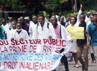 Kinshasa : Gentiny Ngobila est l’auteur de la répression policière contre les médecins, déclare Jean Claude Katende