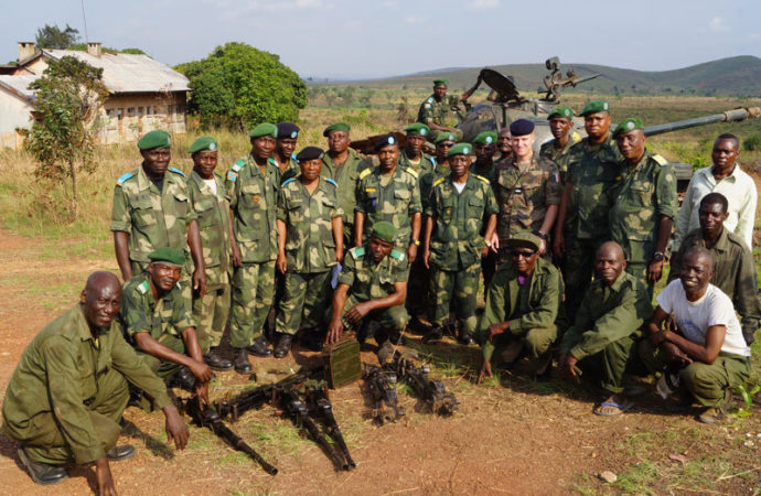 RDC : La France promet de mettre en place un collège interarmé de défense pour la formation des officiers congolais