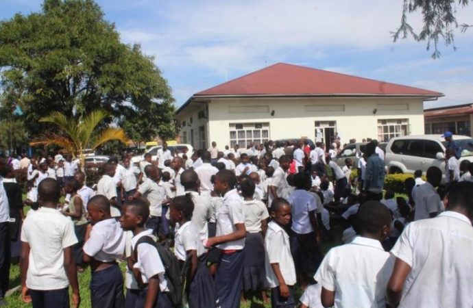 Gratuité de l’enseignement: la Nouvelle société civile projette une marche de soutien ce samedi à Mwene-Ditu (Lomami)