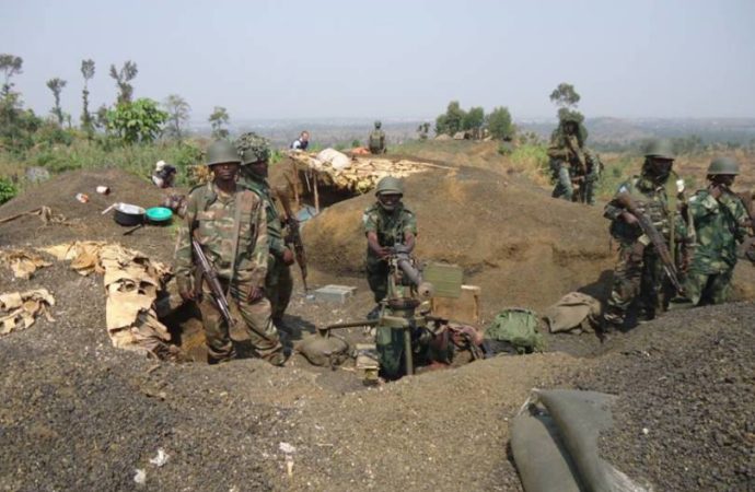Offensif contre les ADF: « dans leurs QG nous avons trouvé de l’argent des pays étrangers dont la Tanzanie, Ouganda et le Burundi » (Général Kasonga)