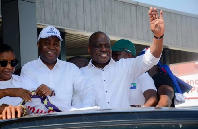 RDC : Martin Fayulu et Adolphe Muzito ne seront plus à Kinshasa ce 1er août