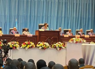 Discours du chef de l’état : décor planté au palais du peuple, Jeannine Mabunda dirige le congrès