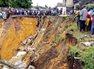 RDC : le ministre de l’Urbanisme identifie de sites qui vont accueillir les sinistrés de dernières pluies