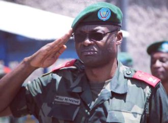 Offensive militaire au Nord-Kivu: le chef d’État- major Célestin Mbala invite les FARDC et la PNC à veiller sur la protection des civils contre les troupes rebelles