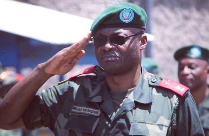 Offensive militaire au Nord-Kivu: le chef d’État- major Célestin Mbala invite les FARDC et la PNC à veiller sur la protection des civils contre les troupes rebelles
