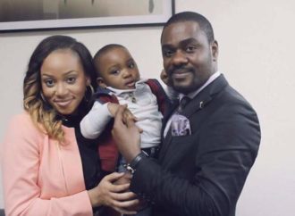 RDC : le chanteur congolais Mike Kalambay présente ses excuses à toutes les mamans après les accusations portées contre lui par la mère de ses enfants