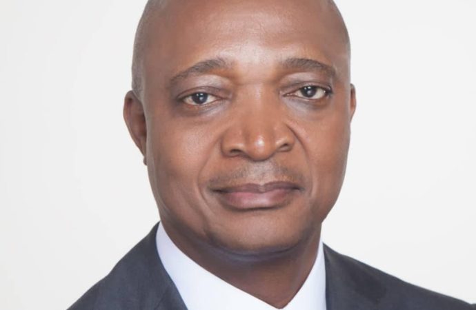 RDC : l’entourage de Shadary alerte sur « un sordide complot politique » contre celui-ci, dans l’affaire d’une parcelle légalement acquise