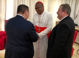 Tête-à-tête Cardinal Ambongo- Peter Pham : l’église catholique révèle ses perspectives pour la paix et le changement en RDC