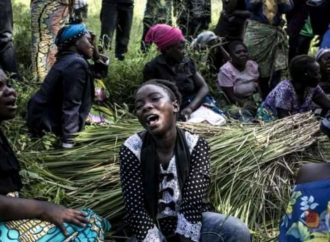 RDC : 13 civils sauvagement abattus à Beni pendant que Jeannine Mabunda poursuit son périple à l’est