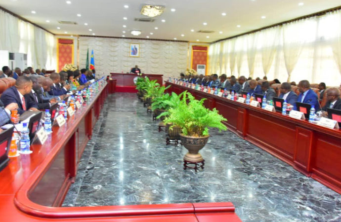 Covid-19: le conseil des ministres suspendu jusqu’à nouvel ordre