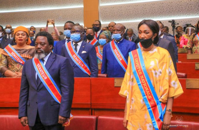 Néhémie Mwilanya sur la présence de Kabila au sénat :  « Aujourd’hui il a accompli toute la loi, en assumant son nouveau statut, certes honorifique, celui de Sénateur, « Sénateur à vie »