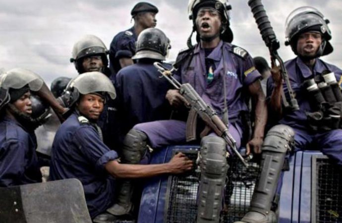 Manifestation contre les massacres à l’est : à Kinshasa, les éléments de la police déployés tôt ce matin pour empêcher la marche de Lamuka