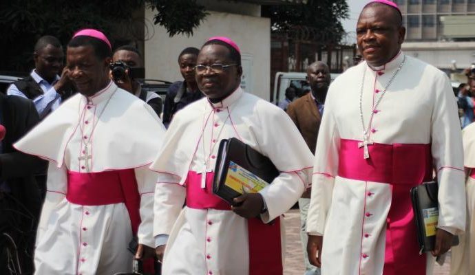 Élections 2023 : Kitenge Yesu crache sur les évêques catholiques de la CENCO