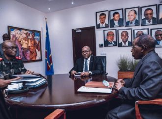 RDC : Le Premier Ministre Sama  a échangé avec le Ministre de la Défense Gilbert Kabanda sur la mise en œuvre effective de l’état de siège