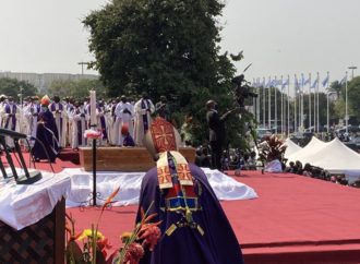 Obsèques de Monsengwo : Fridolin Ambongo salue la mémoire d’un combattant altruiste