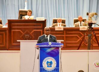 Assemblée nationale : Sama Lukonde a présenté le Projet de Loi de Finances 2022 évalué à 20.730,1 milliards de francs congolais