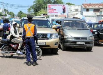 Kinshasa: sur instruction du gouverneur Gentiny Ngobila, la campagne de contrôle des vignettes reportée à une date ultérieure