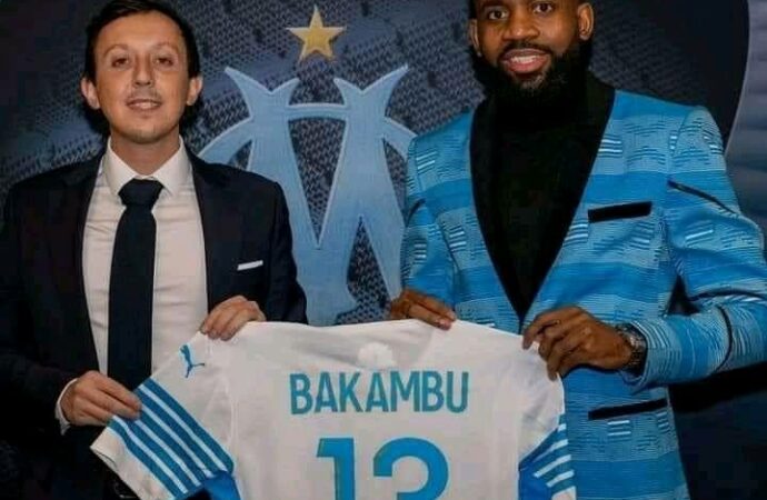 Mercato : c’est officiel, Cédric Bakambu s’engage pour deux ans et demi avec l’Olympique de Marseille