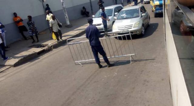 Kinshasa : le recouvrement forcé des vignettes est suspendu