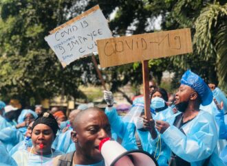 Kinshasa: Grogne des prestataires de riposte de la Covid-19 qui n’attendent que la signature du Premier ministre