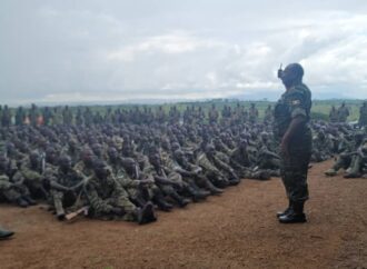 EAC: l’armée ougandaise annonce que ses troupes « sont sur le point de se déployer en RDC »
