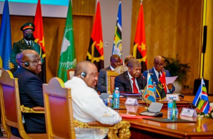 Combats dans l’Est de la RDC : les chefs d’État réunis à Luanda s’accordent sur le retrait du M23, en l’absence de Paul Kagame